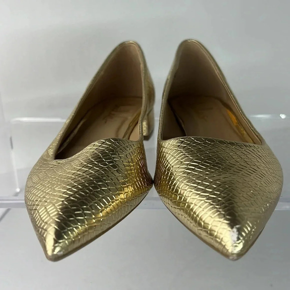 Lulus Alessia Gold Metallic Snake Embossed Low Block Heel Pointed-Toe Flats Sz 7 - Picture 6 of 16